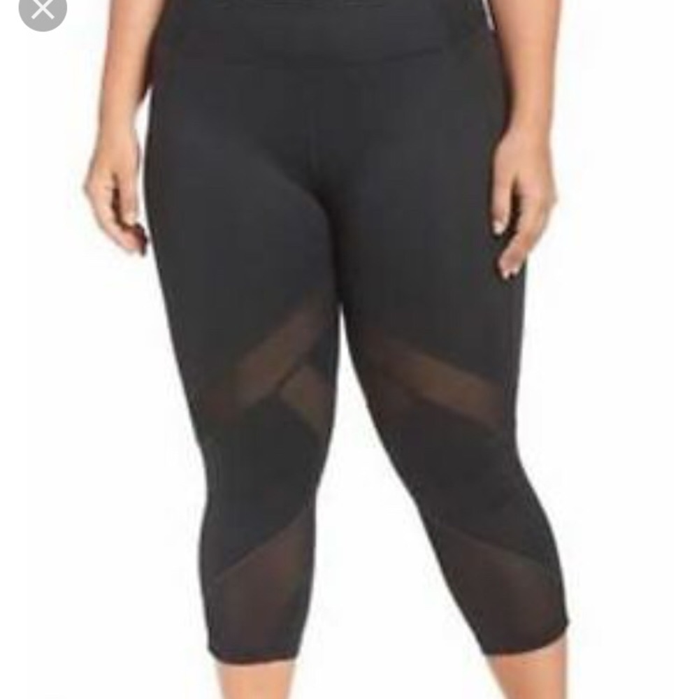 Zella Mesh Capri Leggings